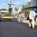 CBUQ: Asfalto usado em rodovias começa a cobrir avenidas no Santa Luzia e Village Garavelo