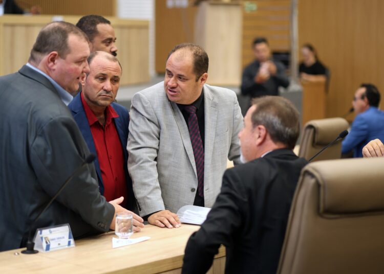 Incomodado com a pressão e sem respaldo da presidência da Casa, o vereador decidiu deixar a relatoria da CCJ para evitar desgaste com Gilsão | Foto: Câmara de AP