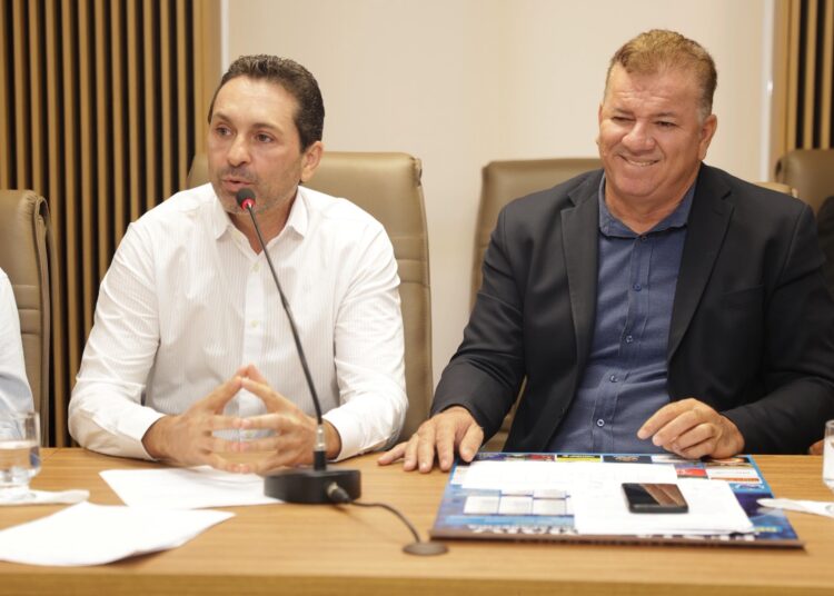 Câmara recebe Leandro Vilela; secretariado, porém, deve sofrer maior pressão
