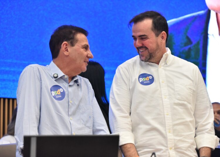 Vanderlan Cardoso ao lado de Gustavo Mendanha. Registro feito pelo fotógrafo Jhonny Macena durante a filiação do ex-prefeito de Aparecida ao PSD