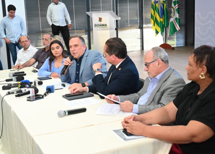 Prefeito Sandro Mabel | Foto: Divulgação