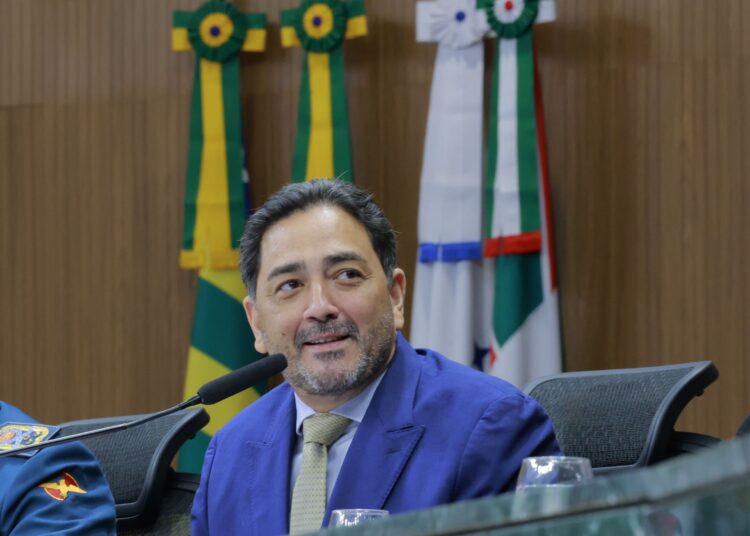 Talles Barreto reorganiza os planos e trabalha para consolidar a candidatura ao 5º mandato consecutivo de deputado estadual (Foto: Carlos Costa/Alego)