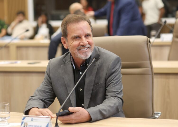 Edinho Carvalho  quer isentar contribuintes com câncer do pagamento de IPTU (Foto: Marcelo Silva)