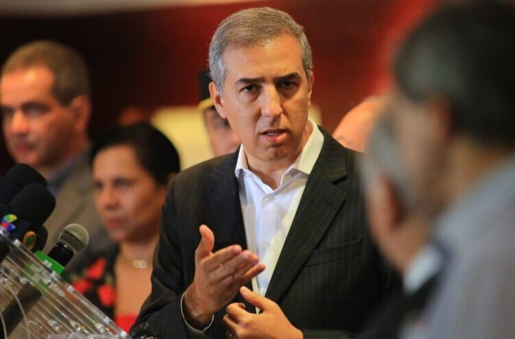 José Eliton durante seu mandato à frente do Paláciod as Esmeraldas | Foto: Divulgação
