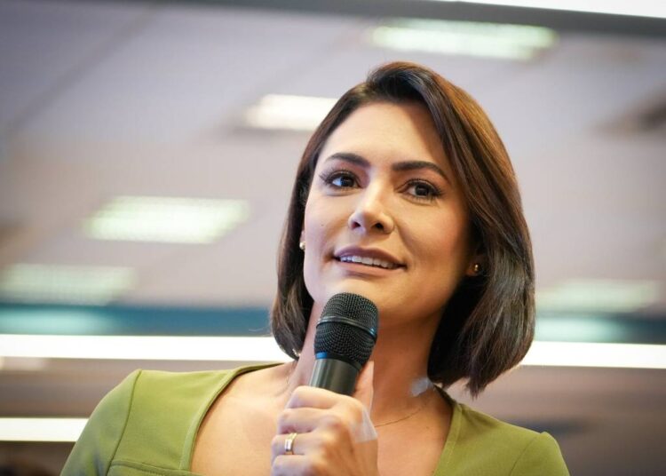 Após Jair Bolsonaro, Michelle será homenageada pela Câmara de Aparecida | Foto: Imagem divulgada pelo PL Mulher