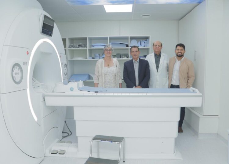 Vanderlan viabiliza aparelho de ressonância com IA avaliado em R$ 5,6 milhões para o HC