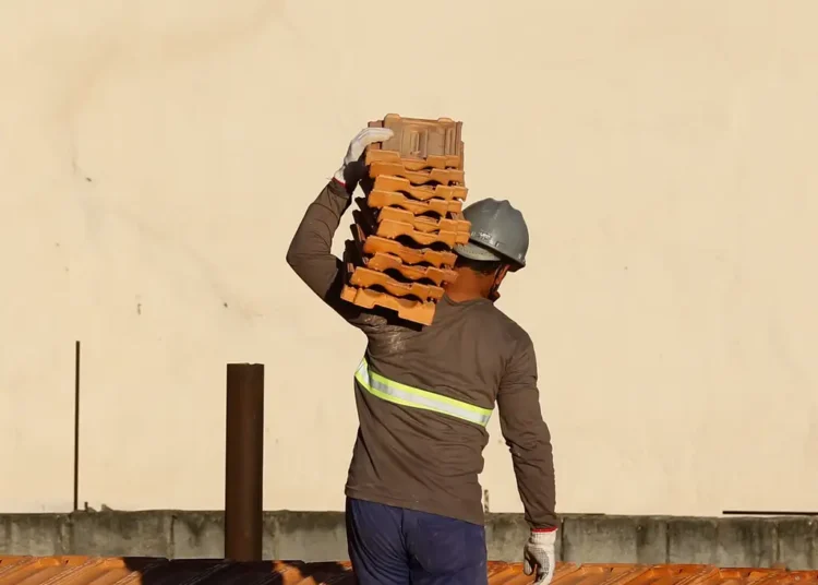 Pequenos empreendedores já podem prestar serviços à Prefeitura de Senador Canedo sem licitação