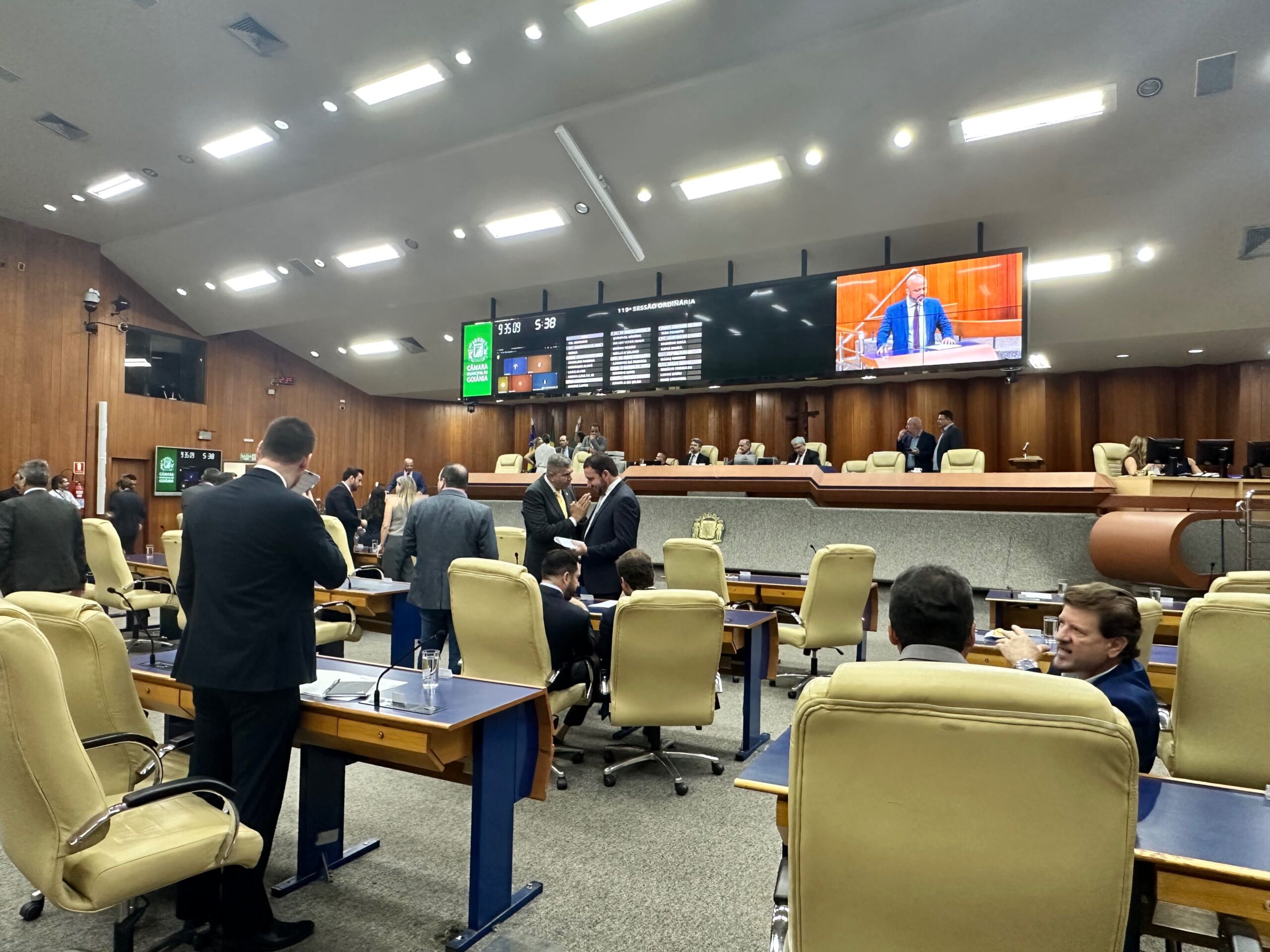 Câmara aprova empréstimo de R$ 132 milhões do BNDES para a gestão Mabel