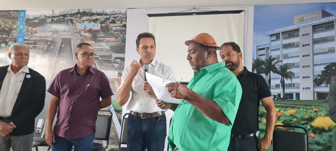 Líderes pressionam, prefeito responde: Leandro mostrou que não vai enrolar ninguém