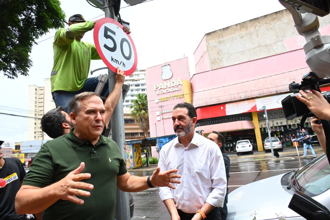 Mabel põe fim à antiga Zona 40 e fixa limite de 50 km/h no Centro de Goiânia
