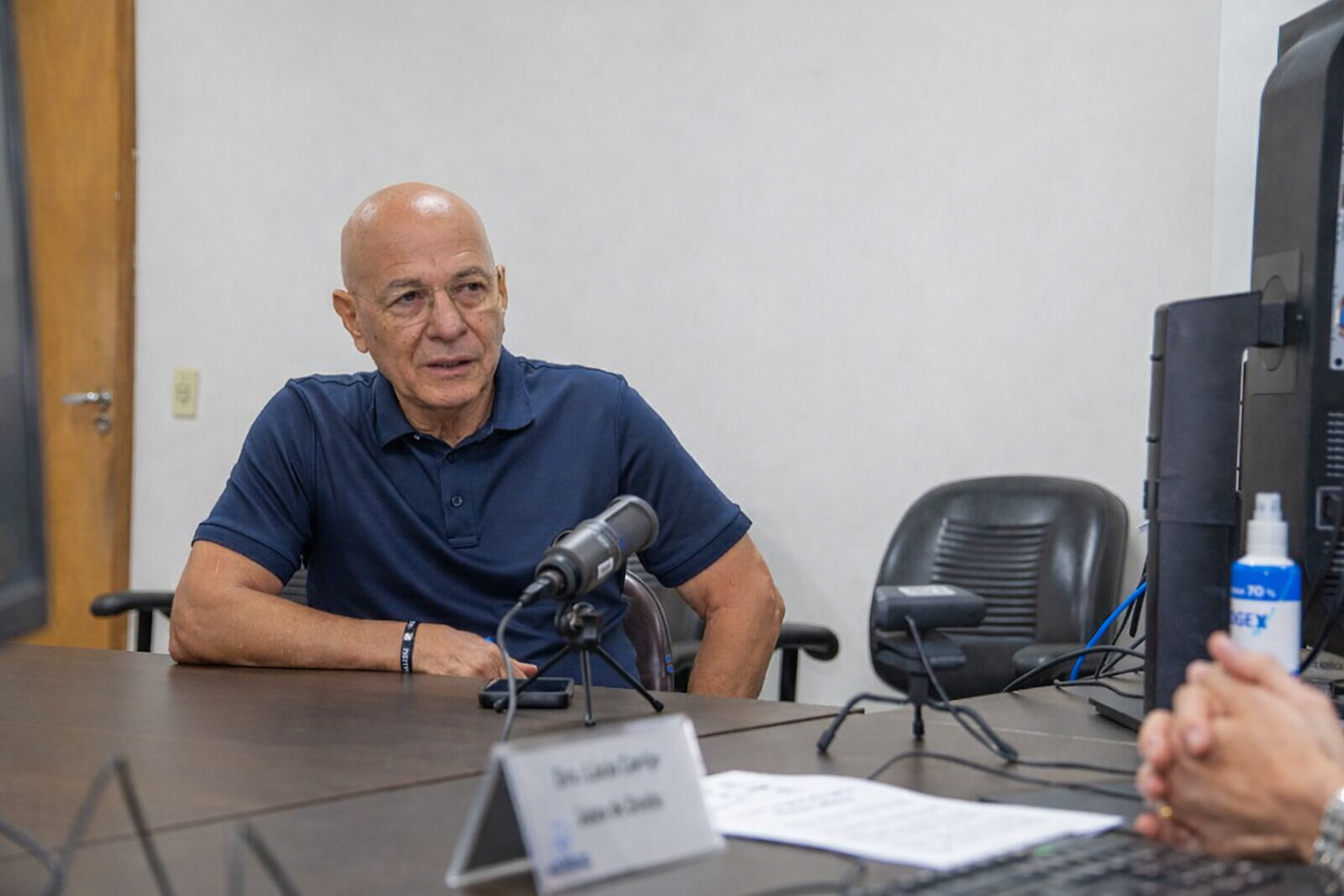 Aliados de Professor Alcides barram candidatura de assessor