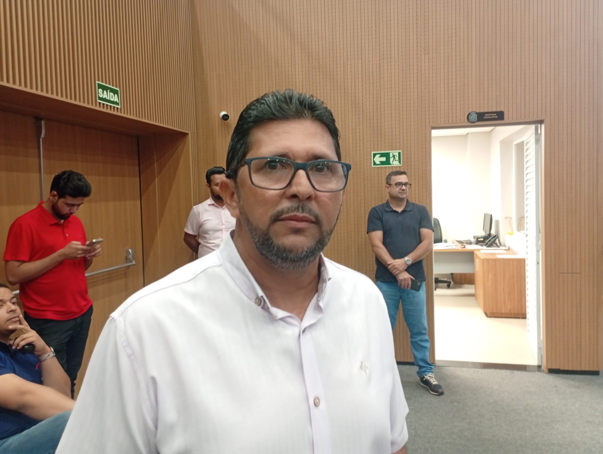 Às vésperas de assumir mandato, Domingos visita Câmara de Aparecida