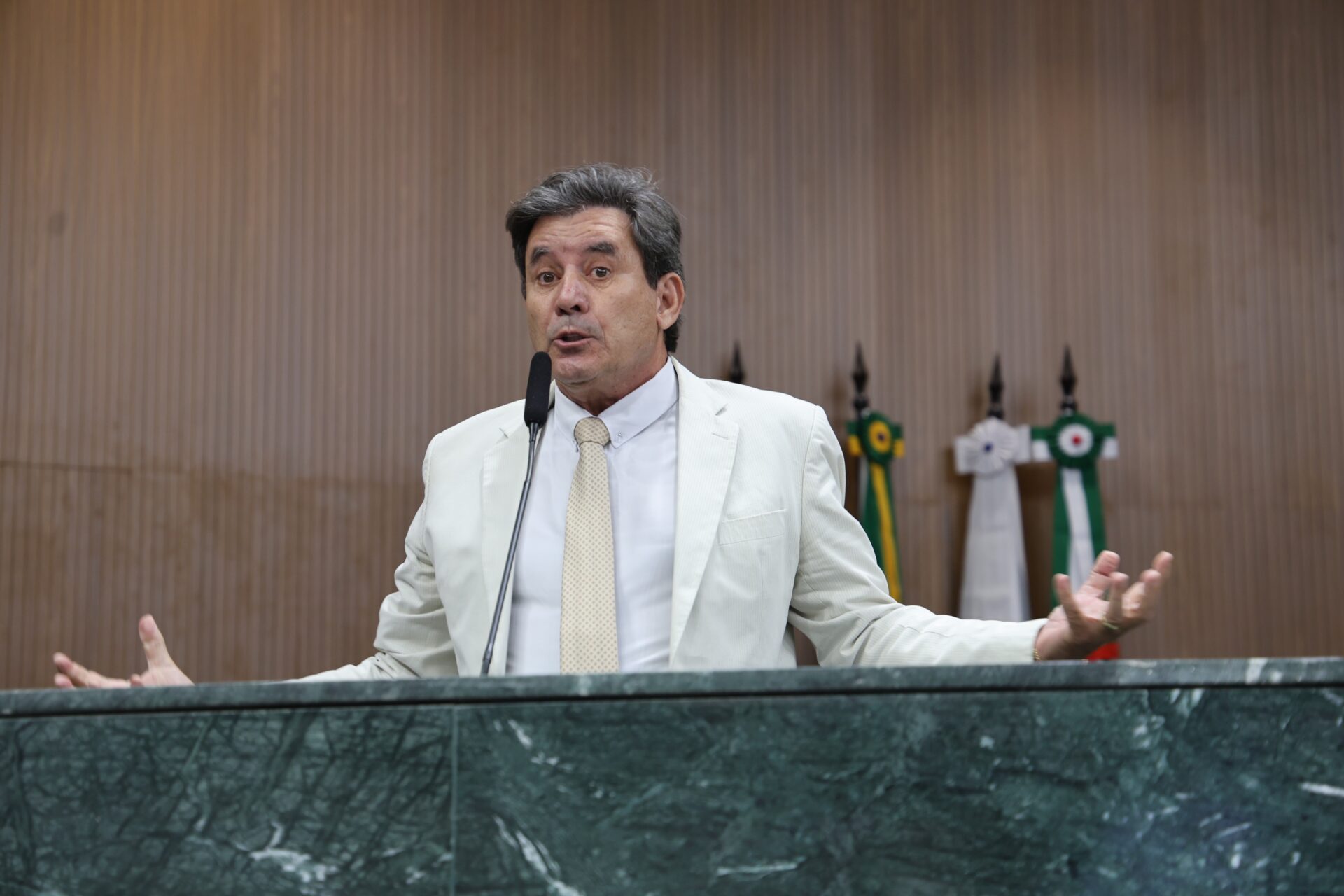 Clécio Alves prefeito Goiânia