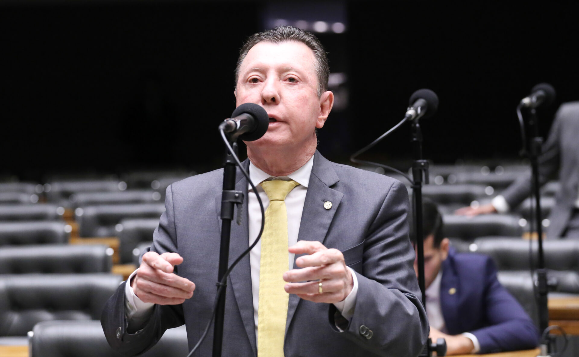 Zé Nelto aguarda anúncio de apoio político em Aparecida