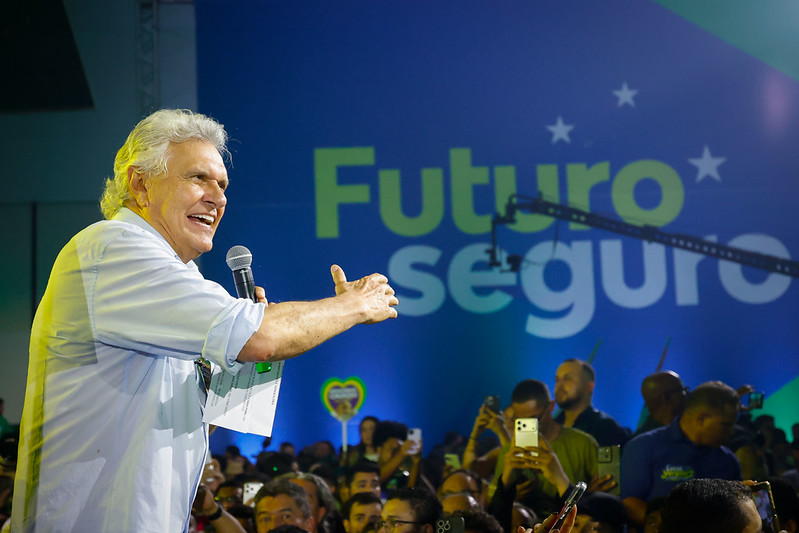 Governador Ronaldo Caiado durante convenção dos partidos de sua base e de Daniel Vilela