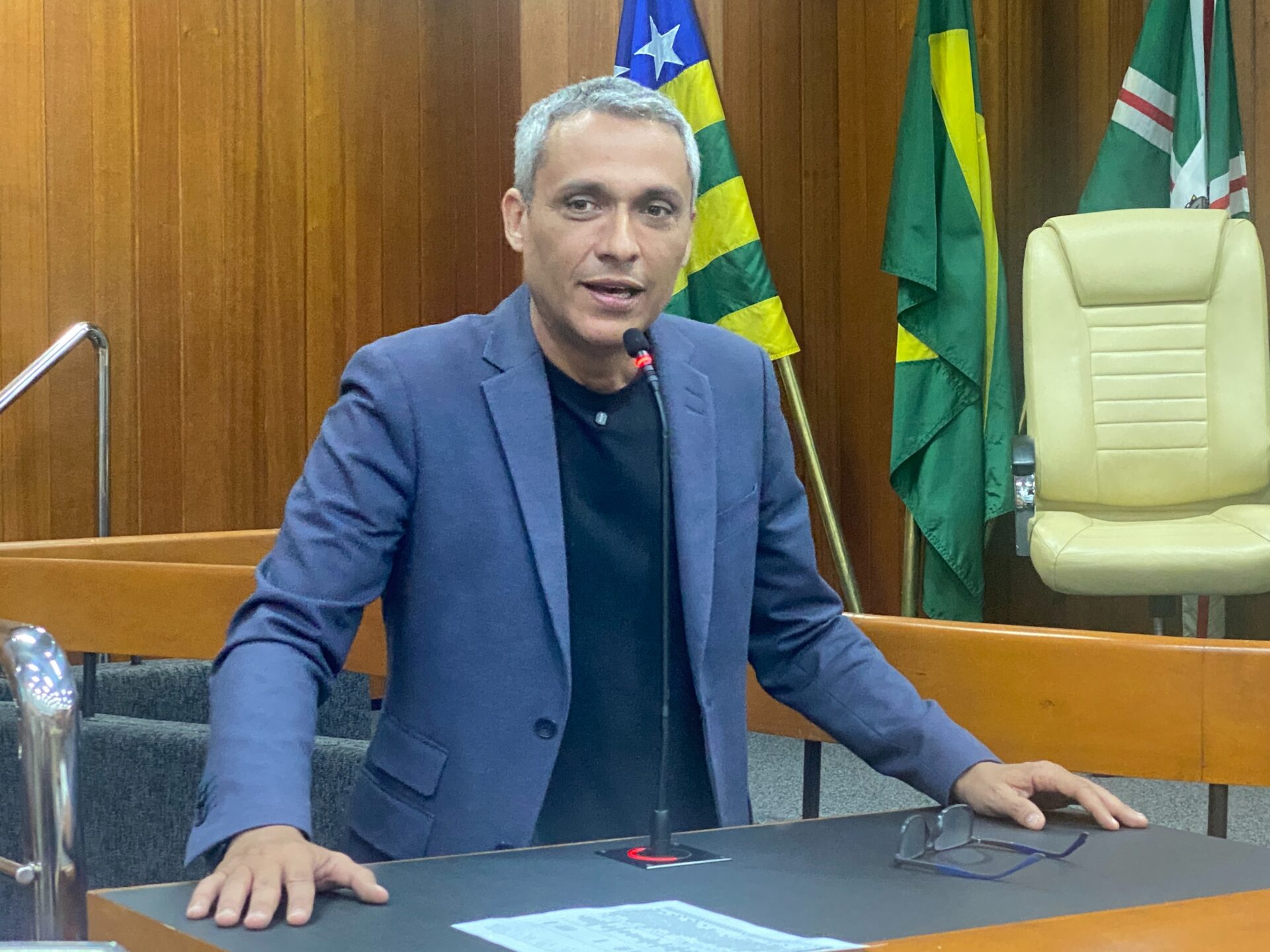 Gayer concentra 83% do tempo do PL no rádio e na TV