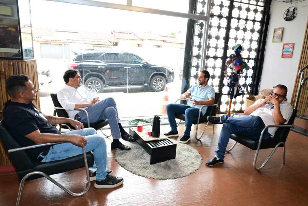 talles-barreto-foto-visita-fz caf