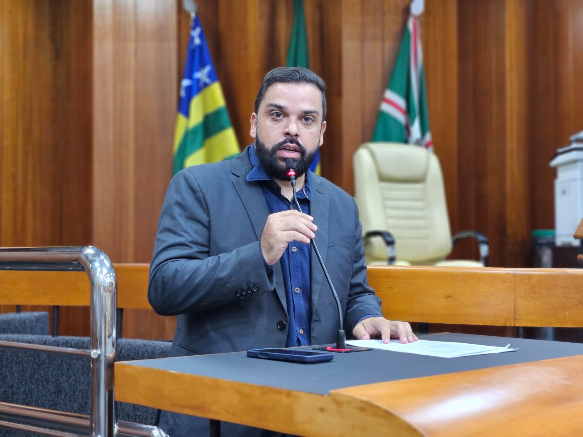 Geverson Abel volta ao jogo pela presidência da Câmara de Goiânia