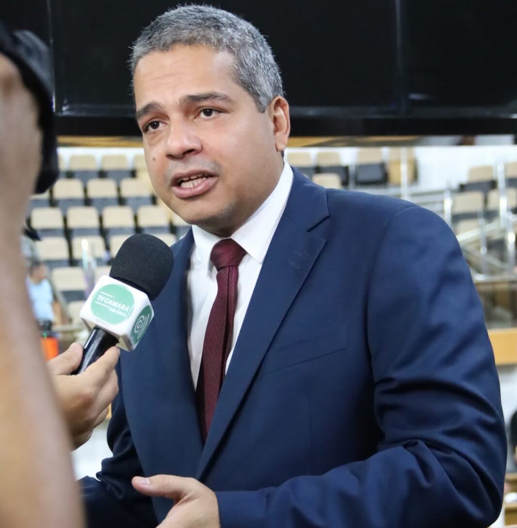 Kowalsky Ribeiro durante sessão na Câmara de Goiânia