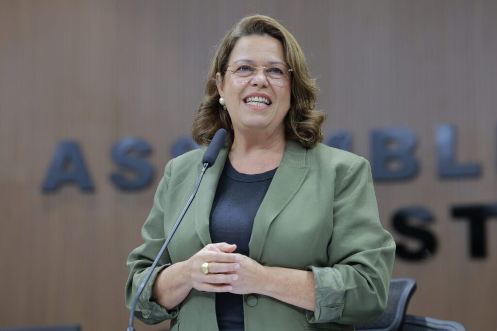 Rosangela Rezende