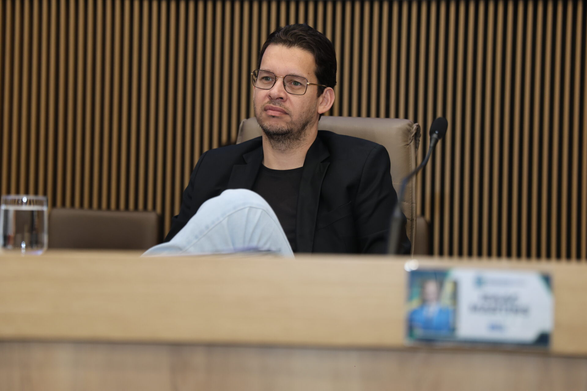 Felipe Cortez busca apoio da igreja Vila Nova e sinaliza saída da oposição a Leandro