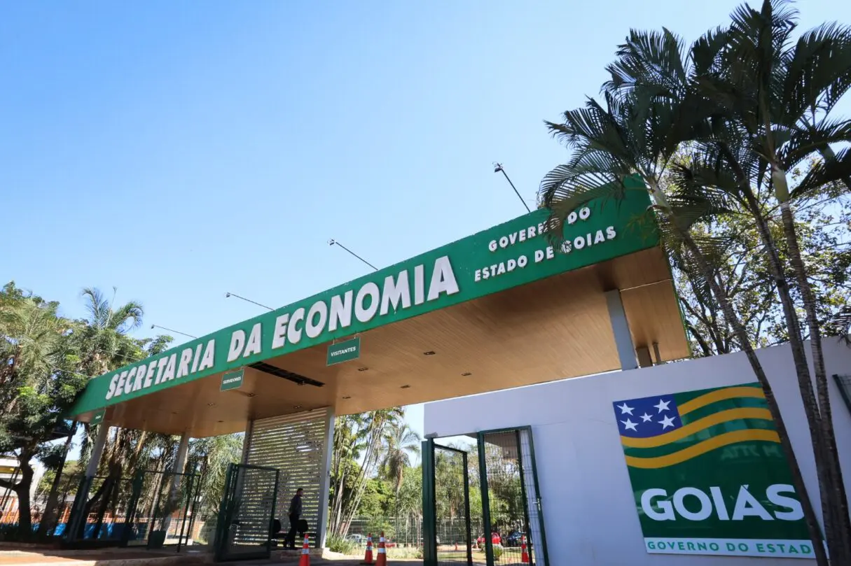 Goiás prevê destinar até R$ 12,5 milhões em 6 viaturas para fiscalizar IPVA