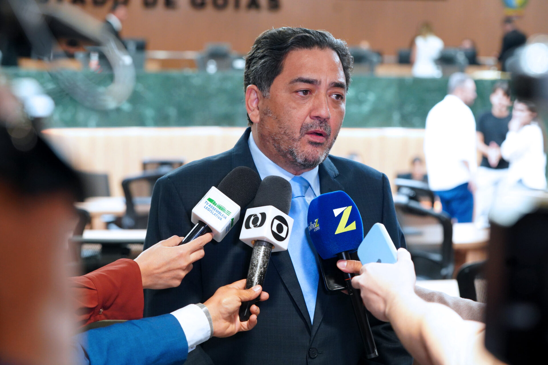 Talles quer aval de Daniel para mudar regra de reeleição na Alego